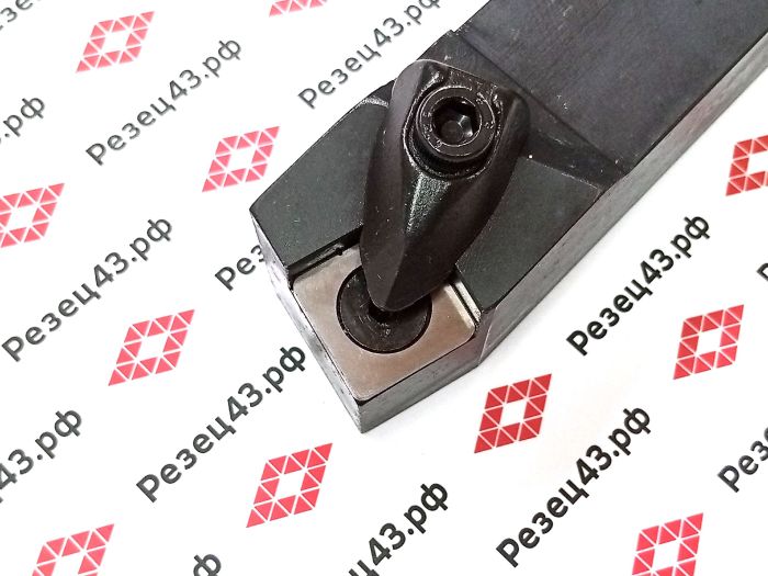 Резец наружного точения DSBNR3232P19