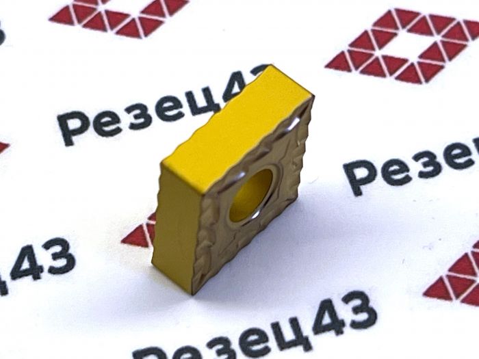 Пластина токарная DESKAR CNMG120404-CQ LF9018