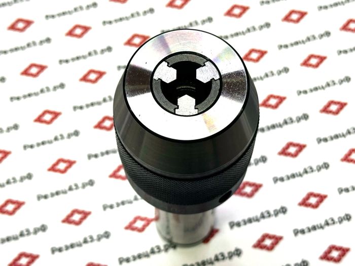 Сверлильный патрон 1-16 мм усиленный самозажимной с цилиндрическим хвостовиком диаметр 32 мм (C32-APU16)