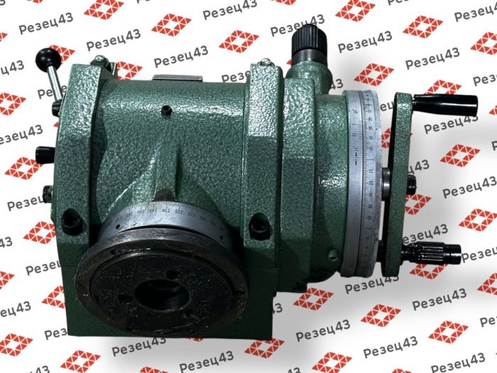 Универсальная делительная головка с дифференциальным делением F11160 (УДГ Д-320)