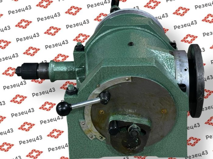 Универсальная делительная головка с дифференциальным делением F11160 (УДГ Д-320)