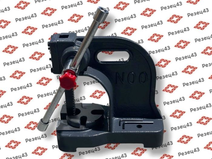 Реечный, ручной пресс 0.5 т