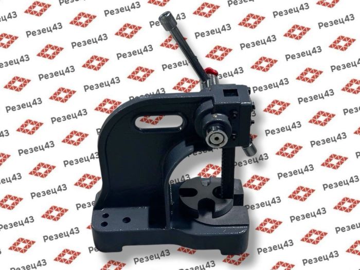 Реечный, ручной пресс 0.5 т