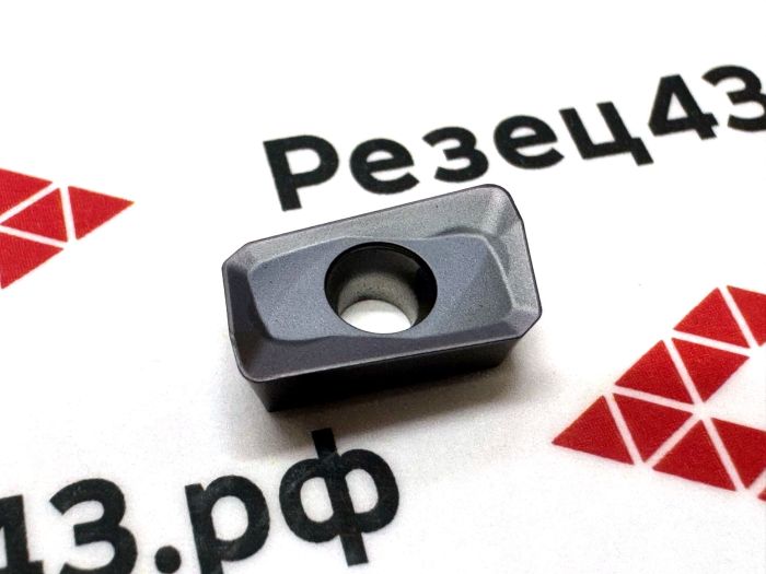 Пластина APMT1135PDR YBG202