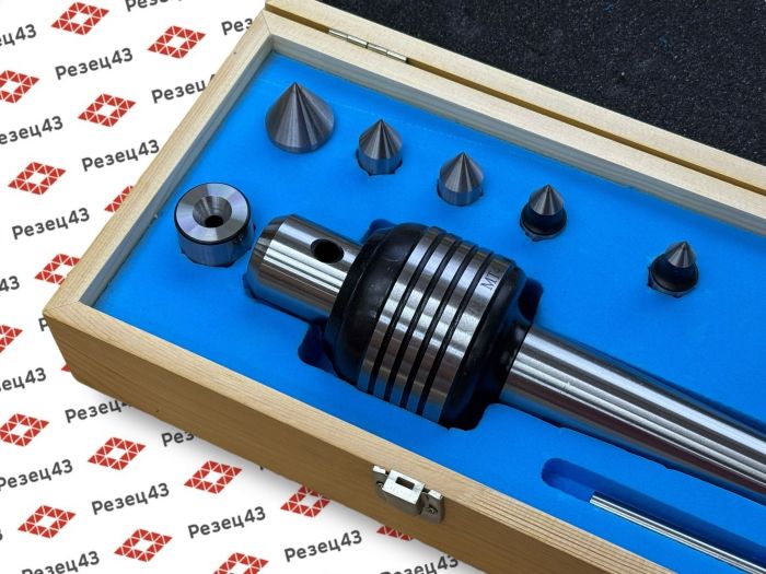 Подвижный токарный центр (центр вращения) с конусом Морзе 4 с комплектом сменных наконечников