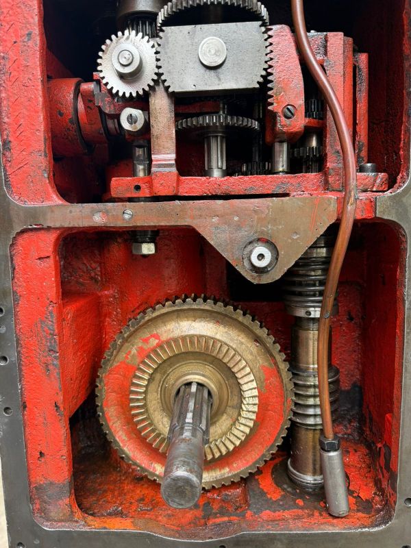 Станок сверлильный 2с132 после ревизии и модернизации