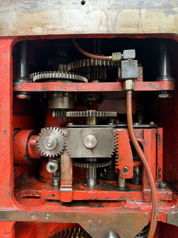 Станок сверлильный 2с132 после ревизии и модернизации