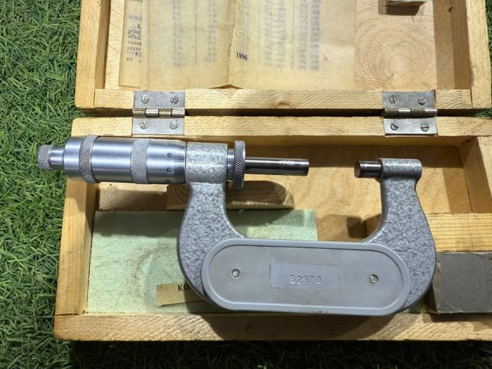 Микрометр 25-50 крин СССР новый